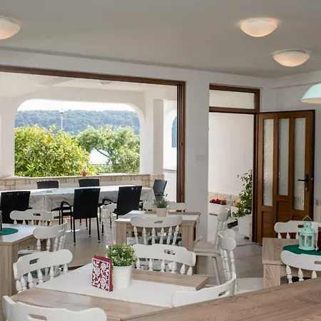 Guest house & Vidas 3*