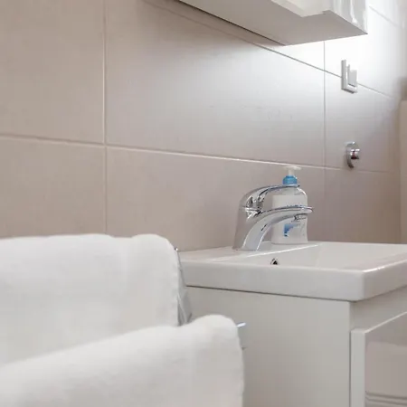 Gasthof & Vidas Rab Town